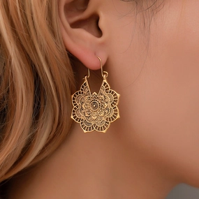 Wholesale Bohemian Metal Hollow Flower Earrings