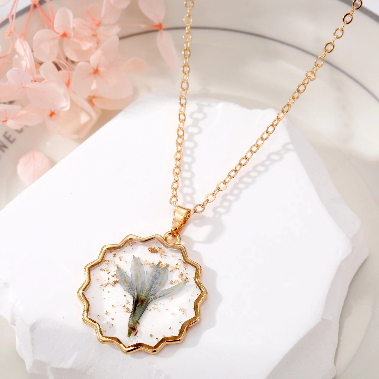 Wholesale Bohemian Natural Dried Flower Geometric Polygon Butterfly Necklace