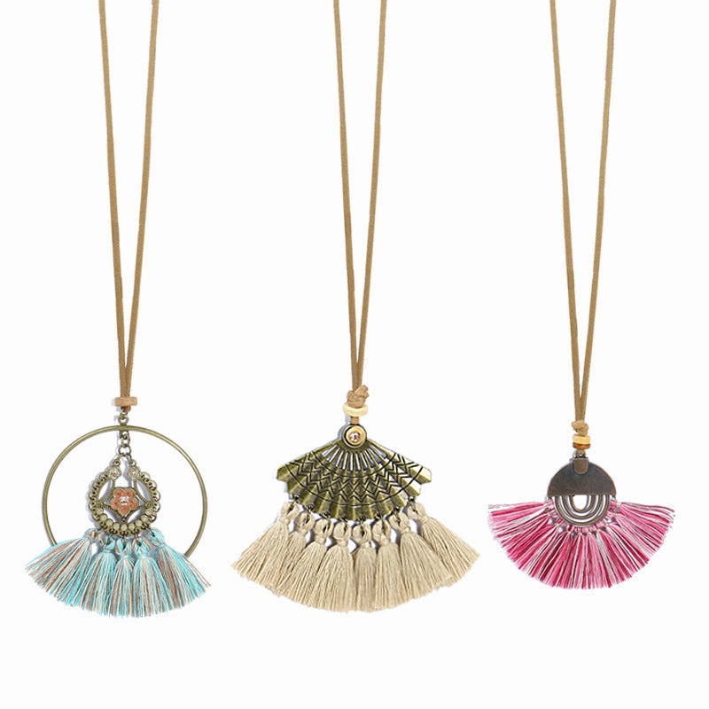 Wholesale Bohemian Tassel Flower Pendant Long Alloy Necklace