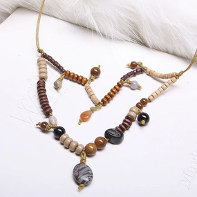Wholesale Bohemian Wood Beads Turquoise Pendant Necklace