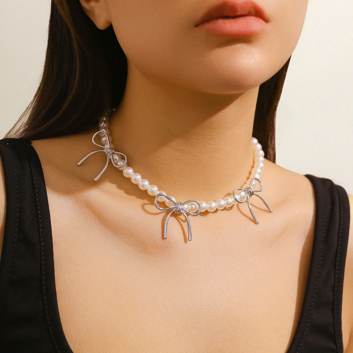Wholesale Bow Beaded Alloy Necklaces