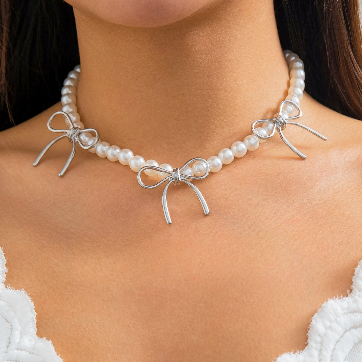 Wholesale Bow Beaded Alloy Necklaces