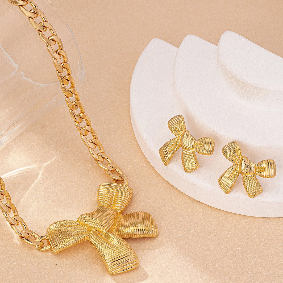 Wholesale Bow Pendant Necklace and Bow Stud Earrings Jewelry Set