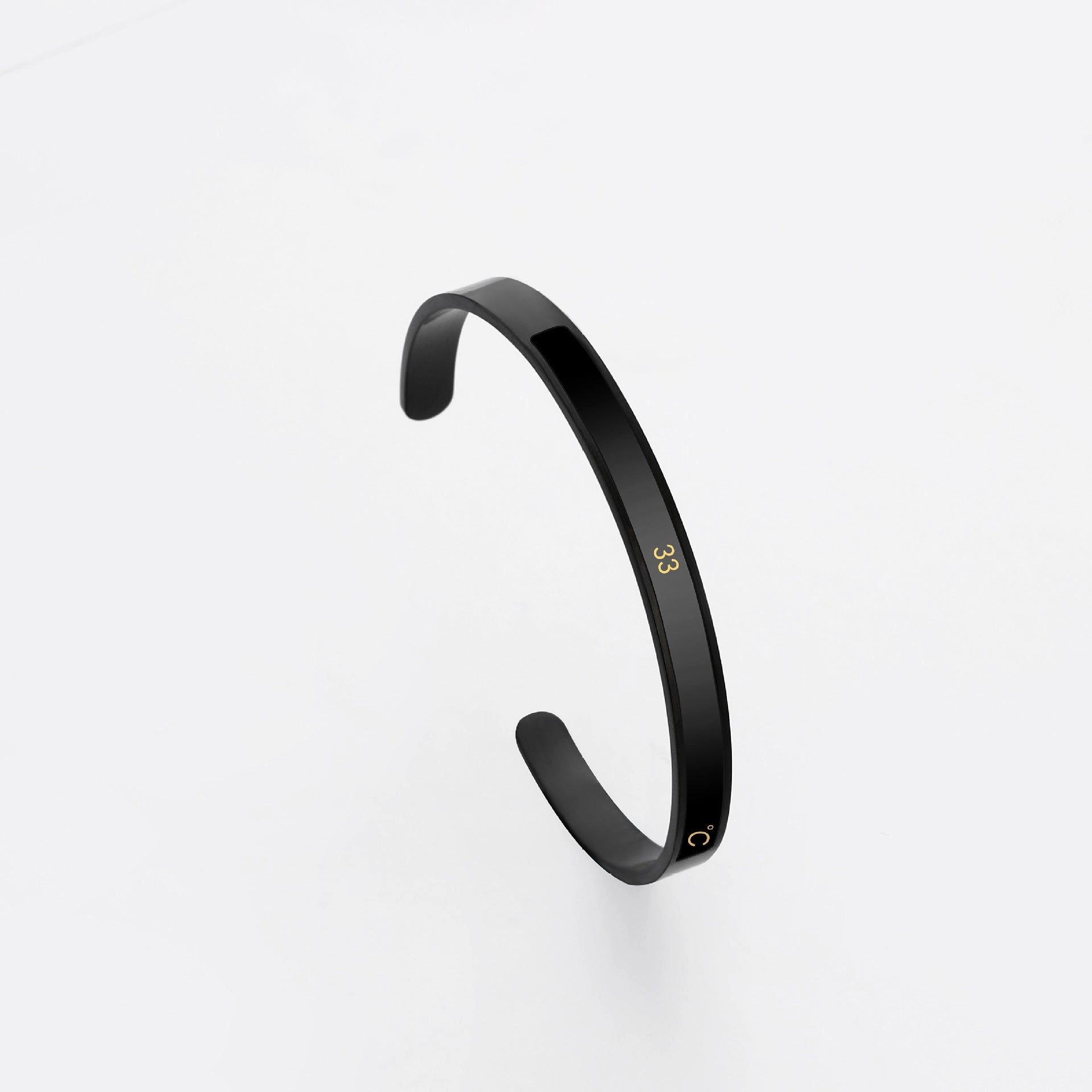Wholesale C-shaped Titanium Steel Temperature Sensing Bracelet