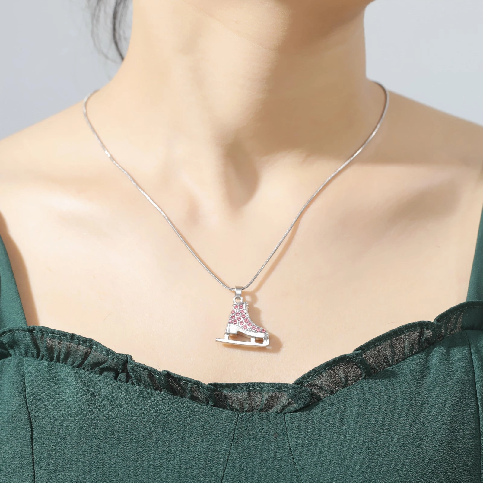 Wholesale Cartoon Skates Full Diamond Candy Color Alloy Necklace
