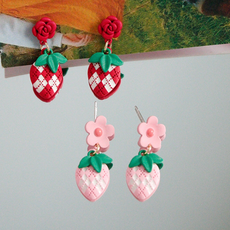 Wholesale Cartoon Strawberry Fruit Alloy Earrings