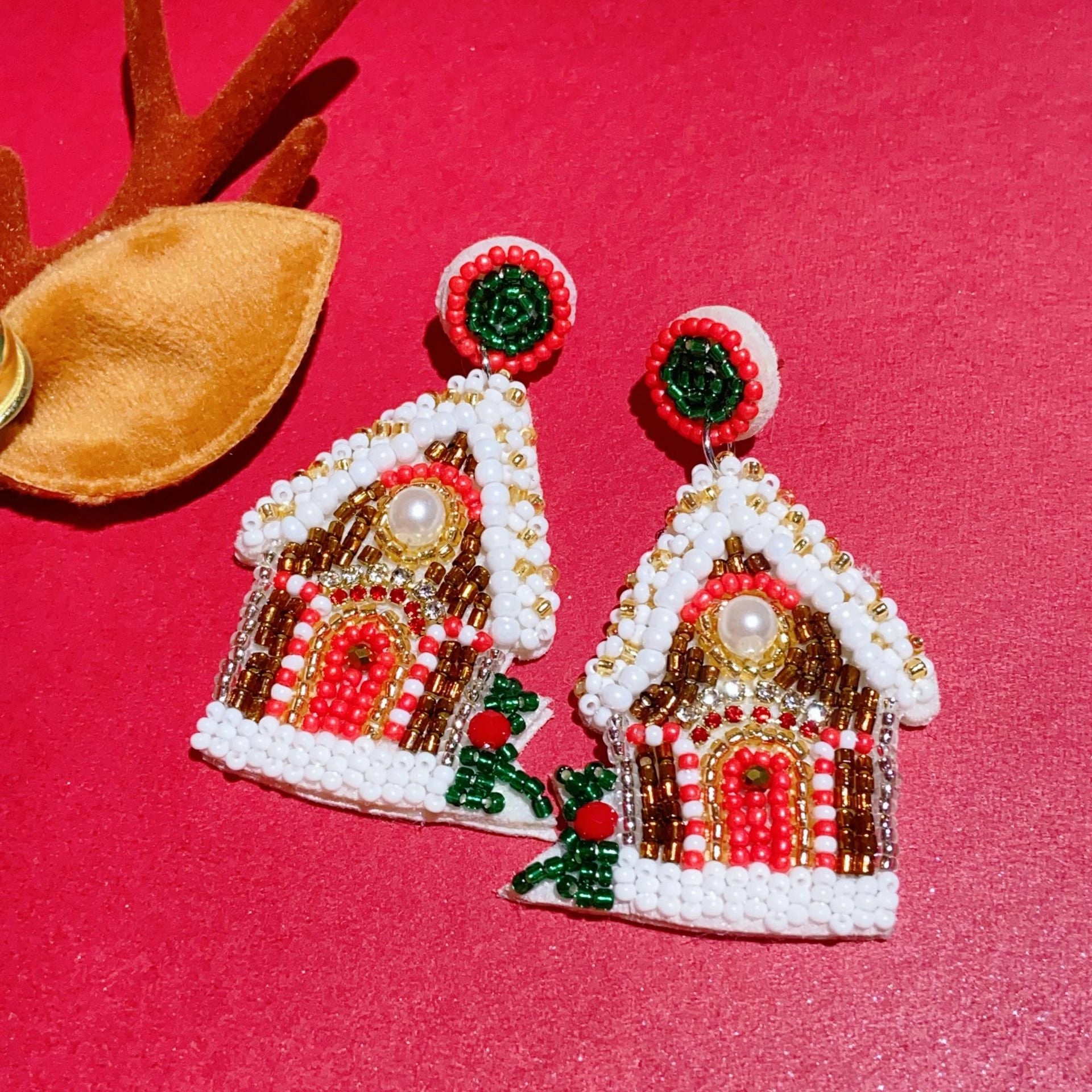 Wholesale Christmas House Plastic Rice Ball Earrings