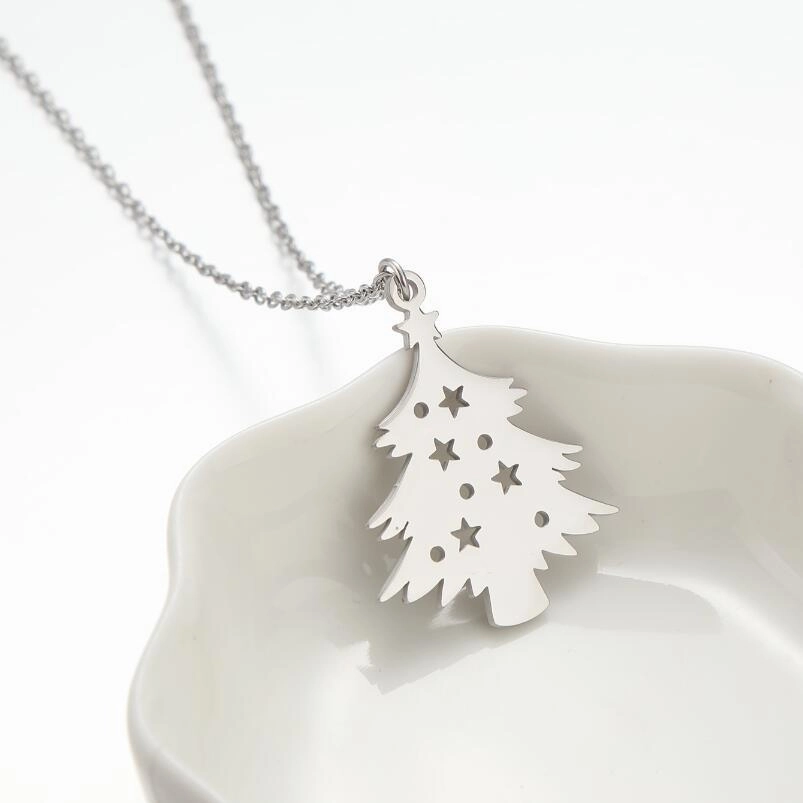 Wholesale Christmas Necklace Hollow Star Geometric Clavicle Stainless steel Chain