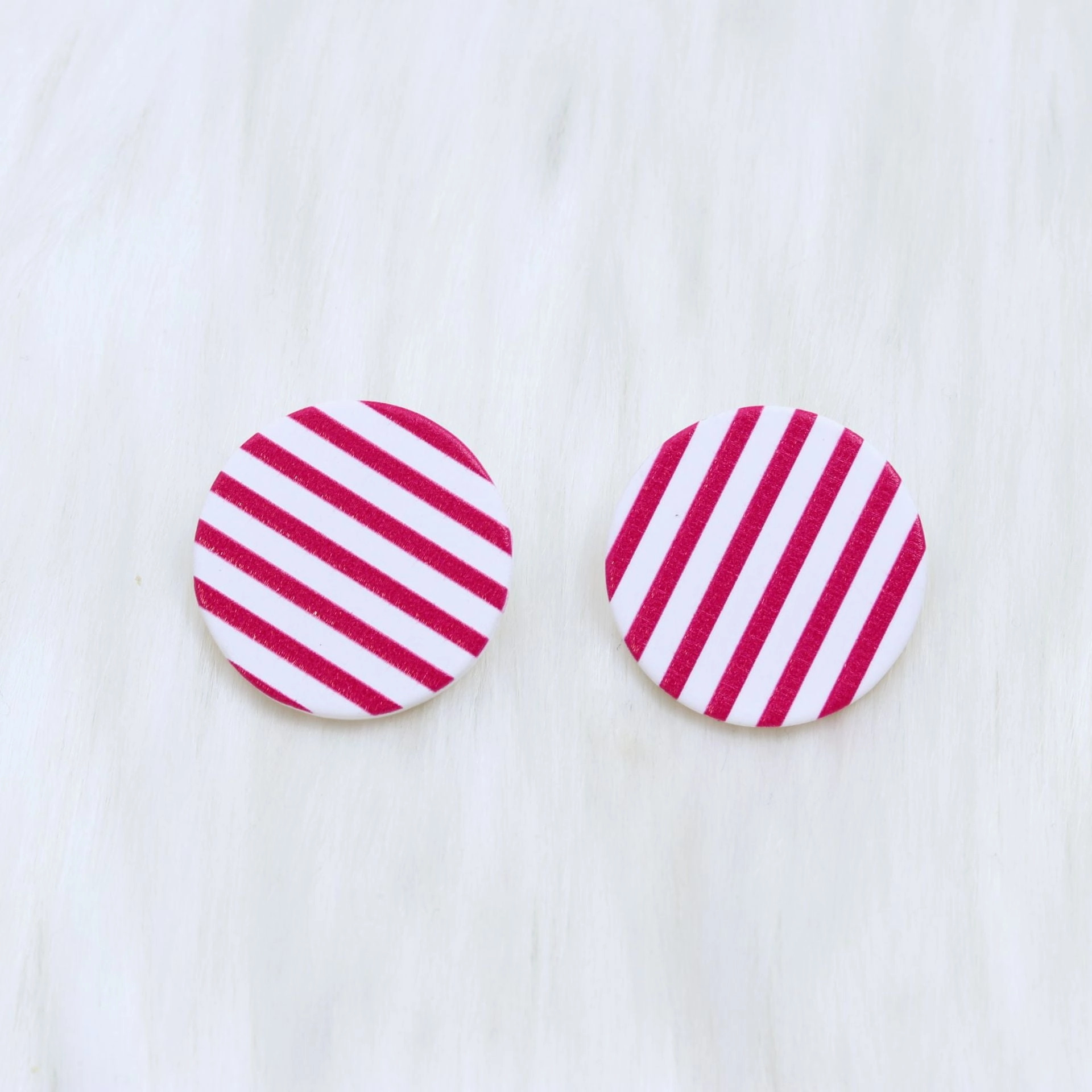 Wholesale Christmas Round Leopard Print Acrylic Earrings