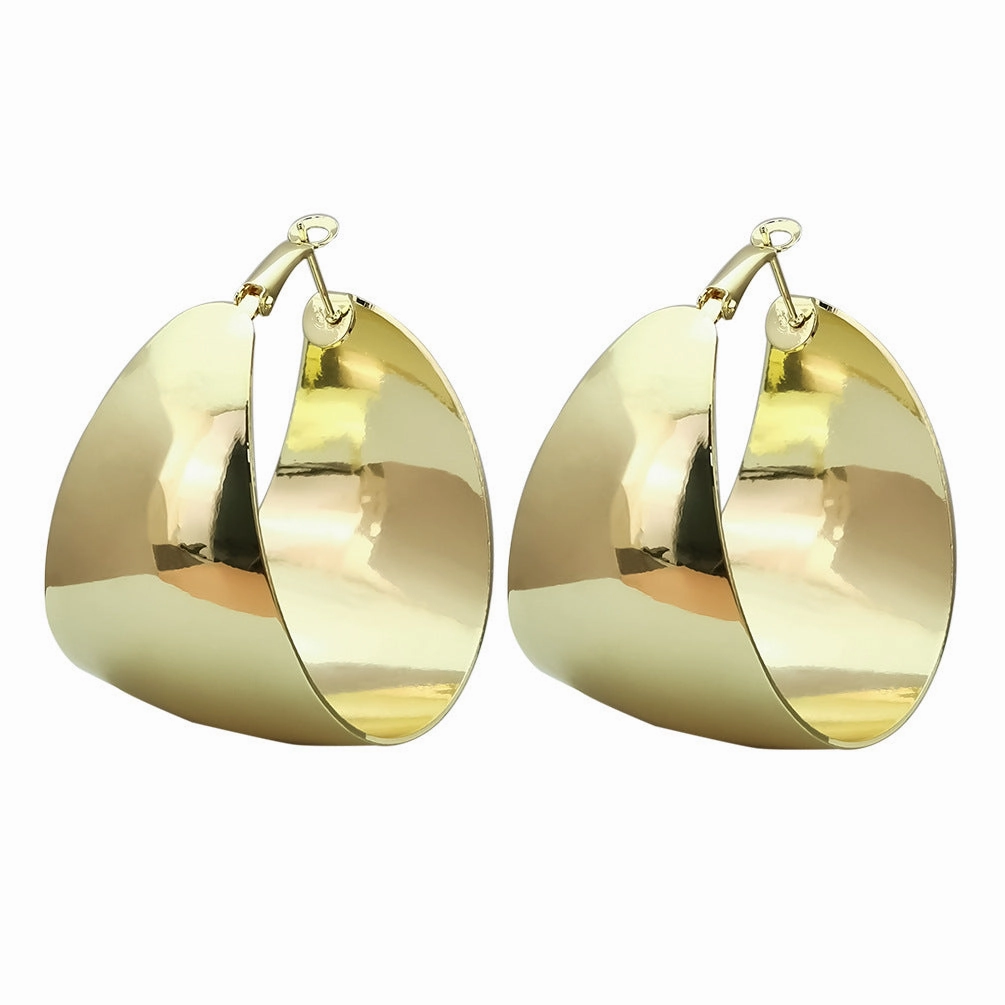 Wholesale Circle Exaggerated Alloy Earrings