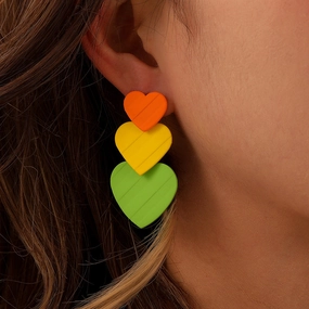 Wholesale Color Heart Spray Paint Twill Metal Earrings