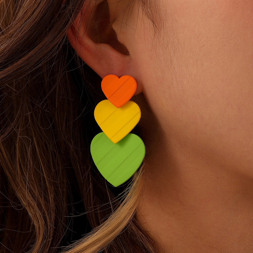 Wholesale Color Heart Spray Paint Twill Metal Earrings