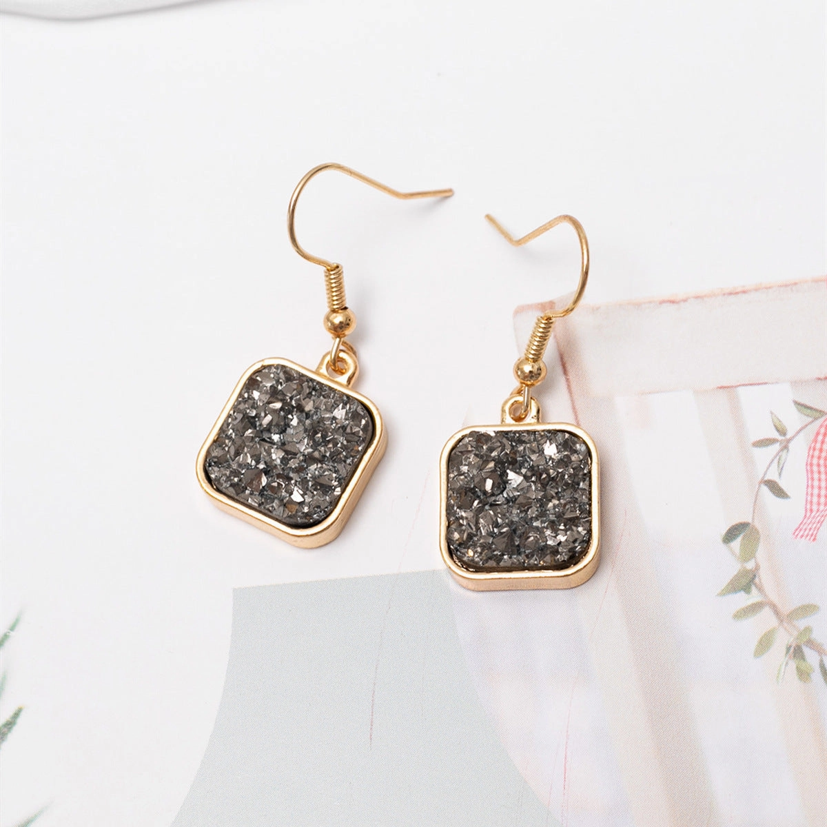 Wholesale Color Resin Metal Earrings
