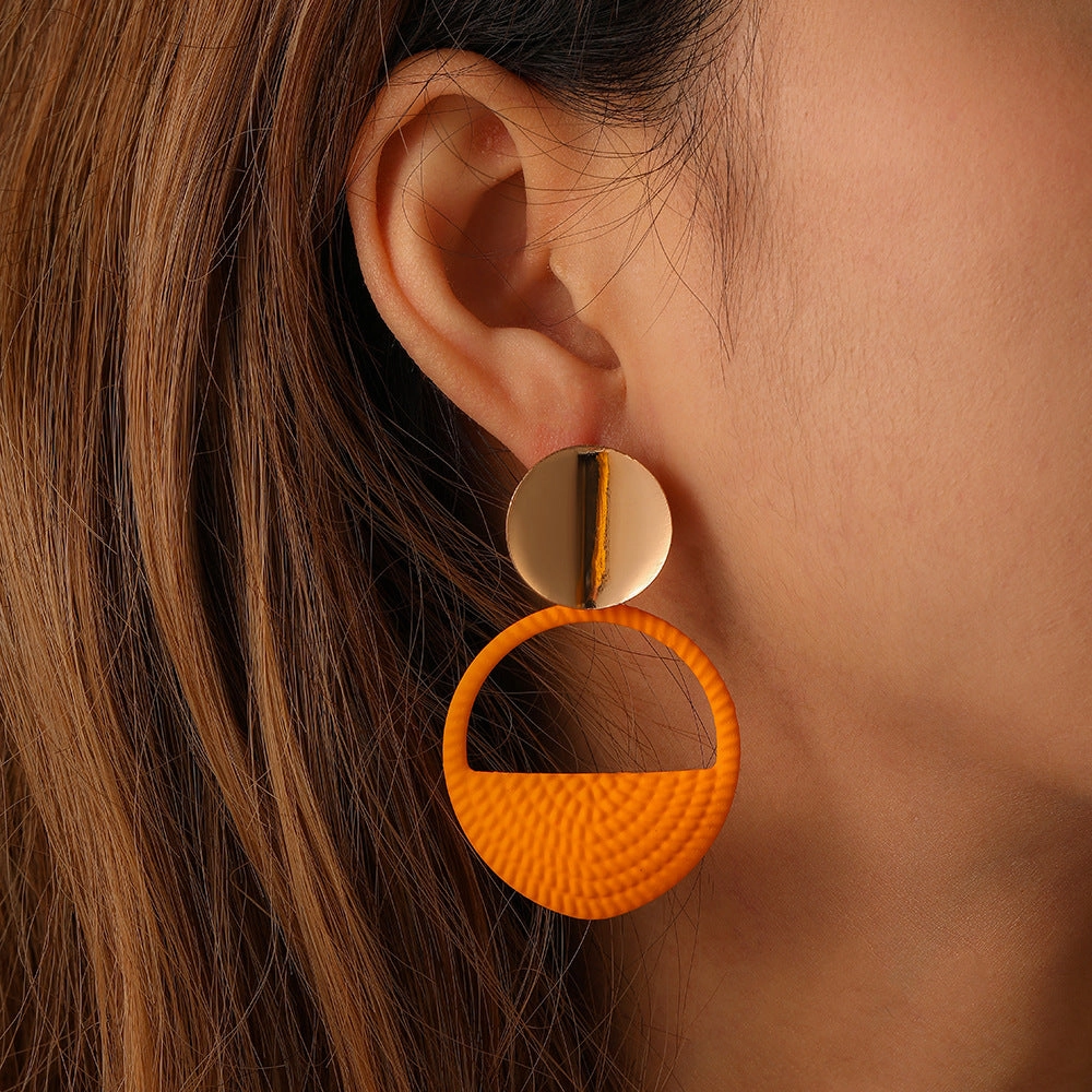 Wholesale Color Spray Painted Geometric Round Hollow Metal Earrings