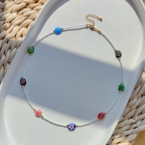 Wholesale Colored Flower Beads Glass Beaded Necklace