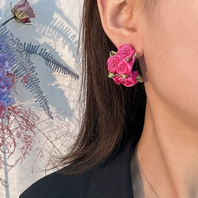 Wholesale Colorful C Shape Flowers Resin Earrings