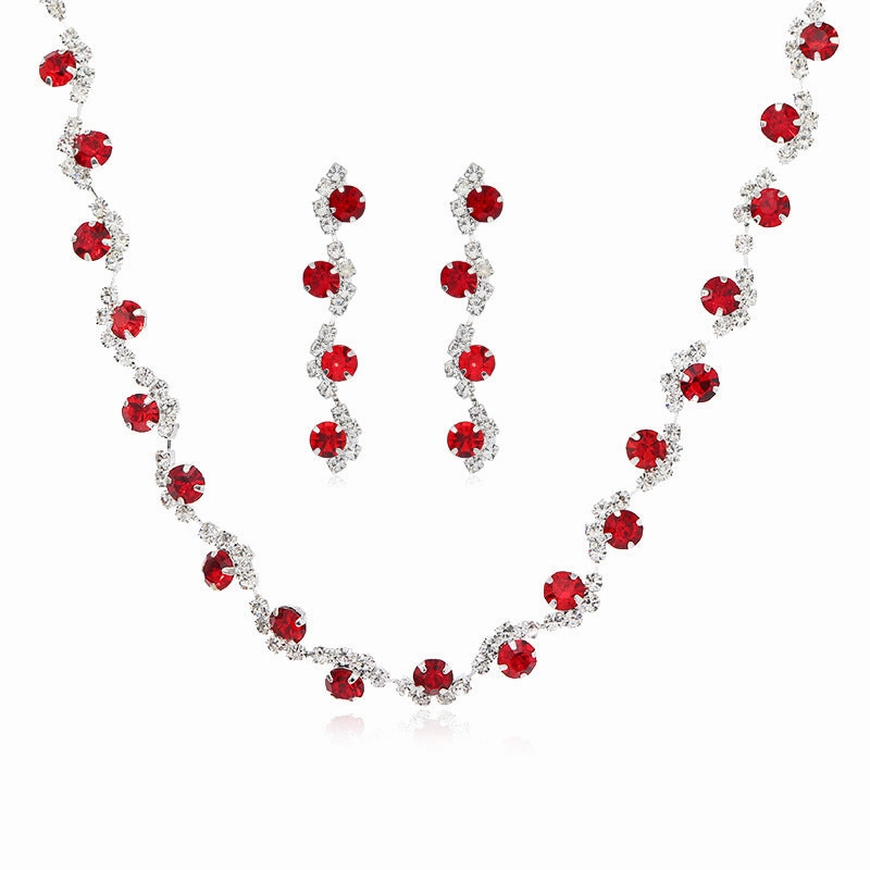 Wholesale Colorful Rhinestone Necklace Clavicle Chain  Alloy Choker