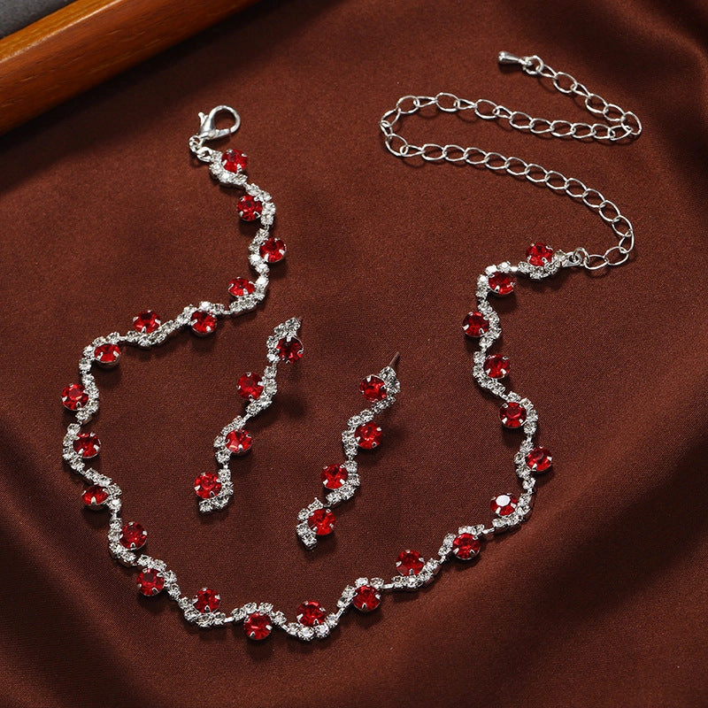 Wholesale Colorful Rhinestone Necklace Clavicle Chain  Alloy Choker