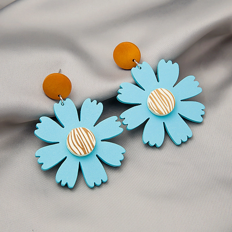 Wholesale Contrast Color Daisy Flower Earrings