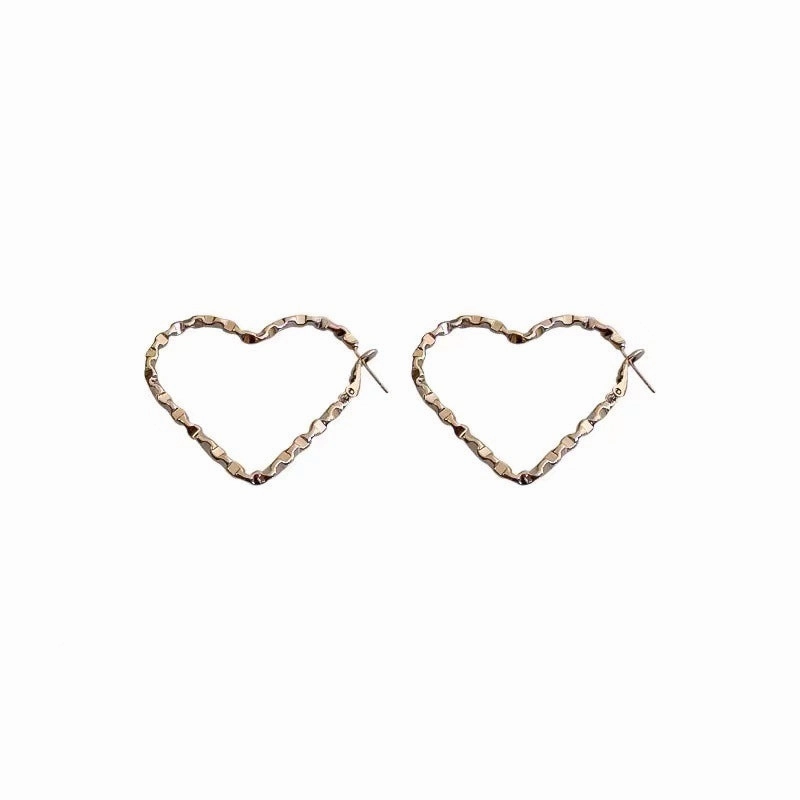 Wholesale Copper Geometric Hollow Love Earrings