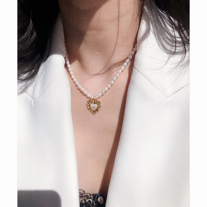 wholesale Copper Gold Heart Pearl Clavicle Necklace