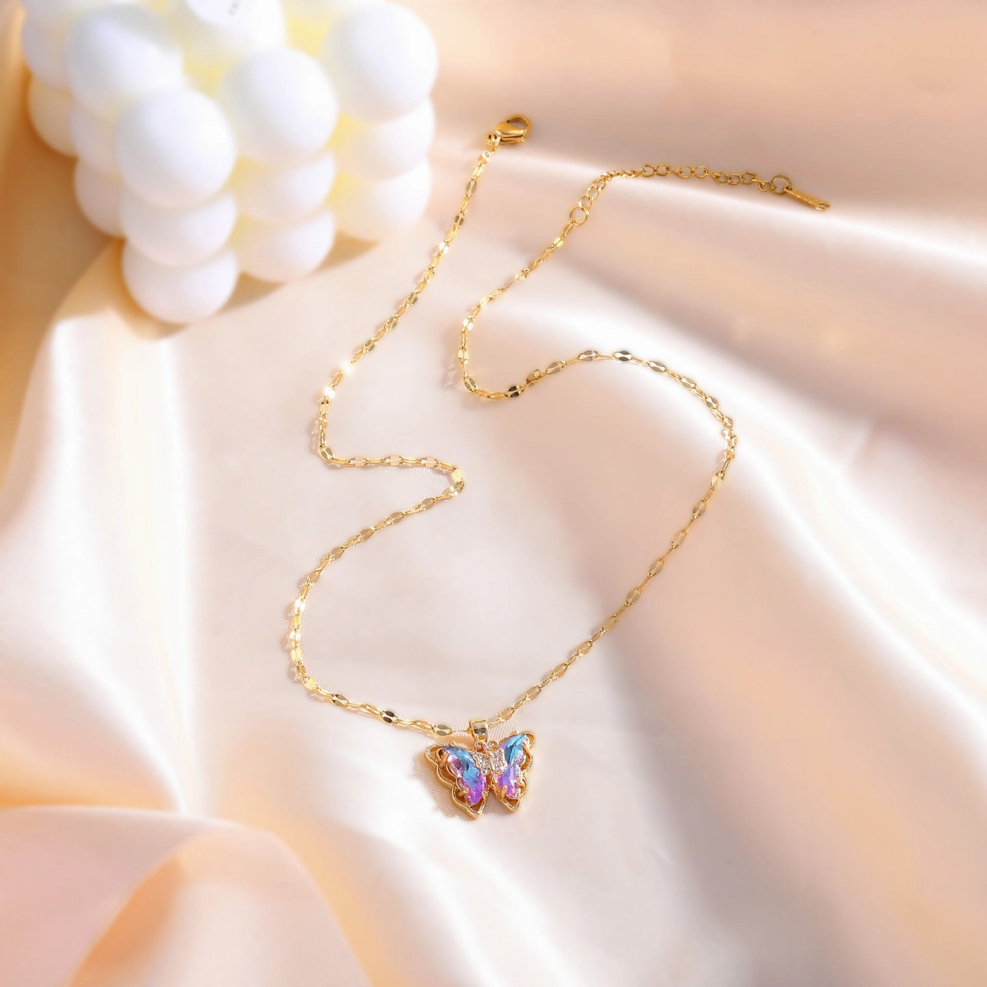 Wholesale Copper Gold Plated Micropaved Color Crystal Butterfly Titanium Steel Necklace
