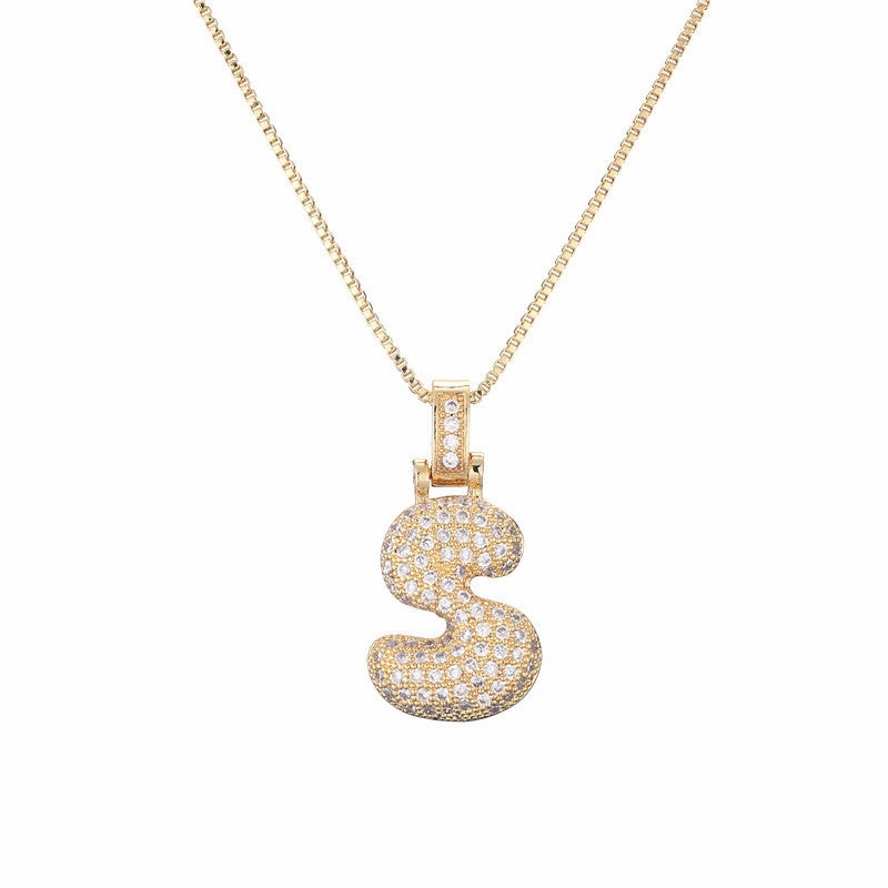 Wholesale Copper Micropaved Zirconia 26 English Alphabet Necklace Clavicle Chain