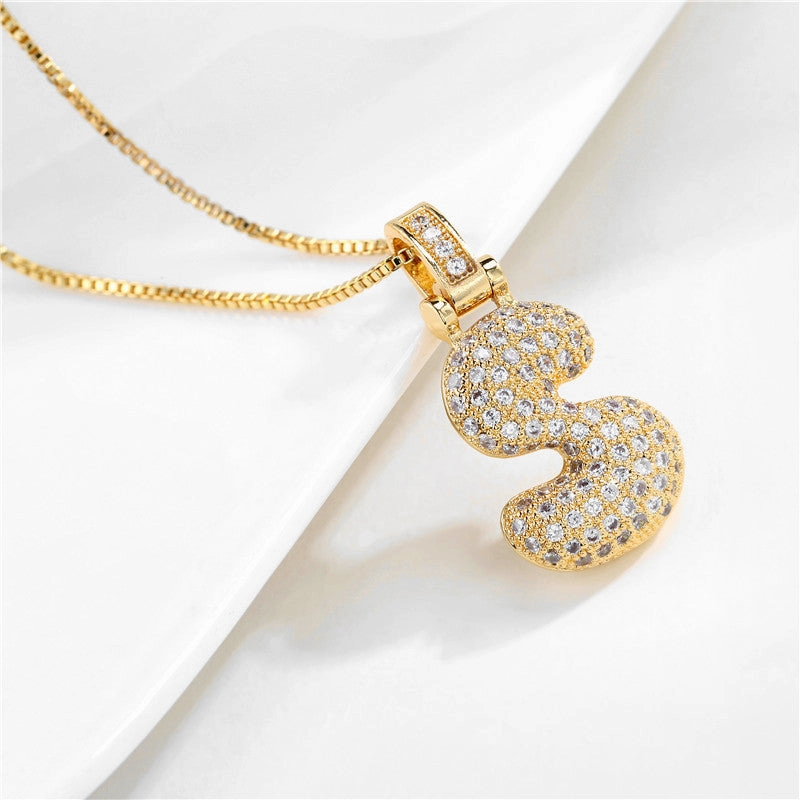 Wholesale Copper Micropaved Zirconia 26 English Alphabet Necklace Clavicle Chain