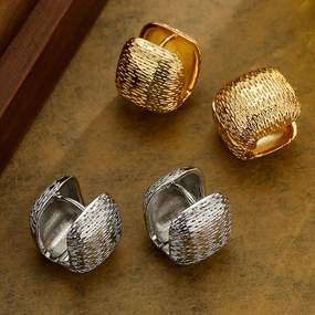 Wholesale Copper Plated Real Gold Simple Earrings