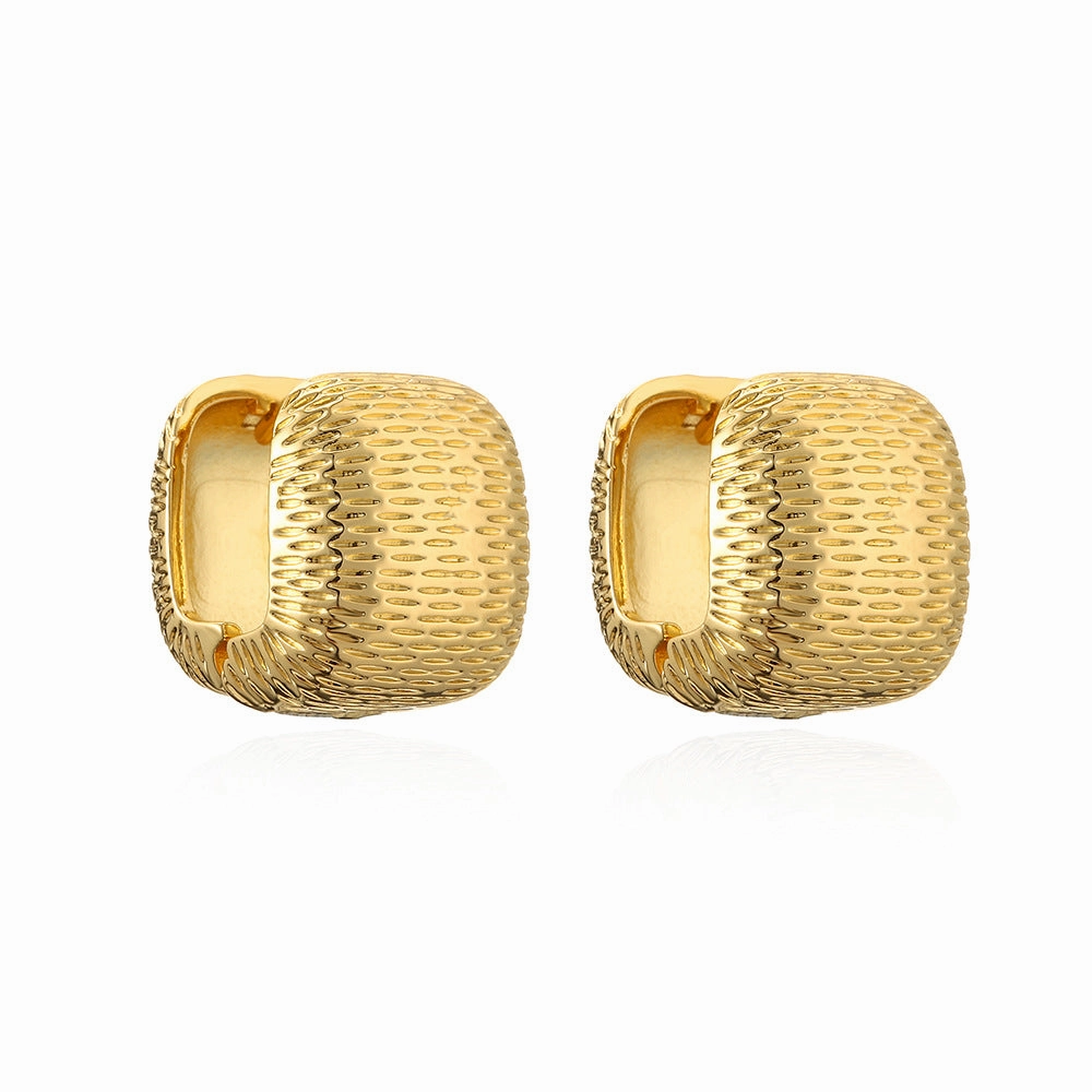 Wholesale Copper Plated Real Gold Simple Earrings