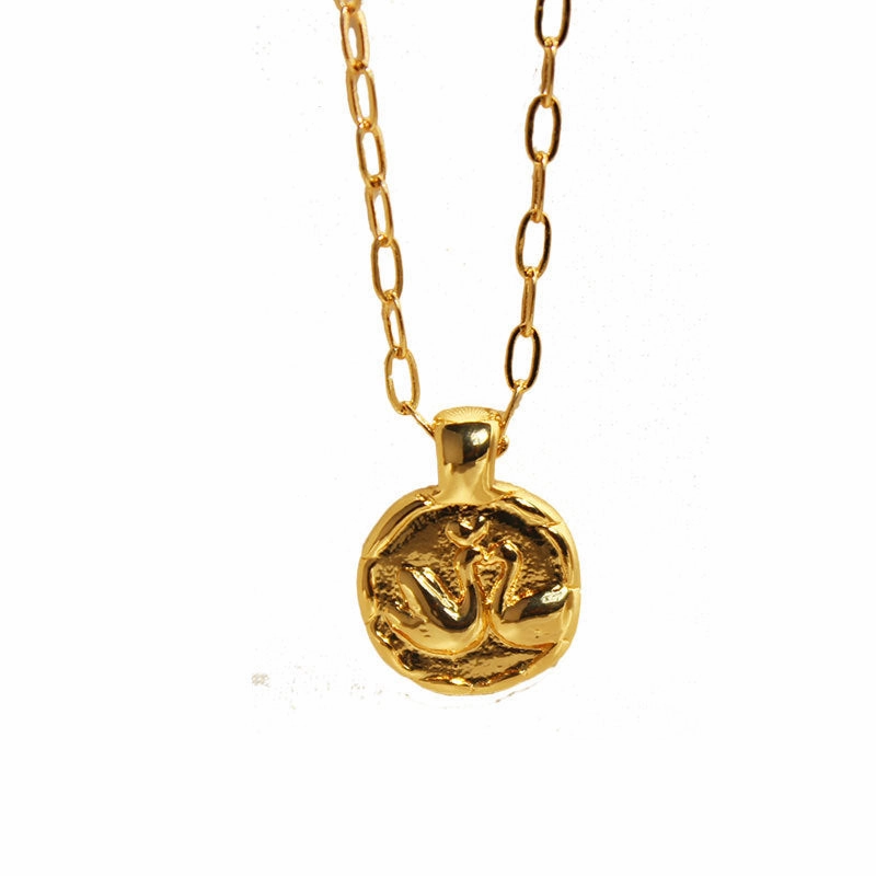 Wholesale Copper Swan Pendant Animal Pattern Round Plate Stacking Necklace