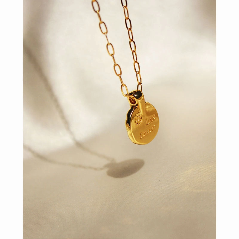 Wholesale Copper Swan Pendant Animal Pattern Round Plate Stacking Necklace