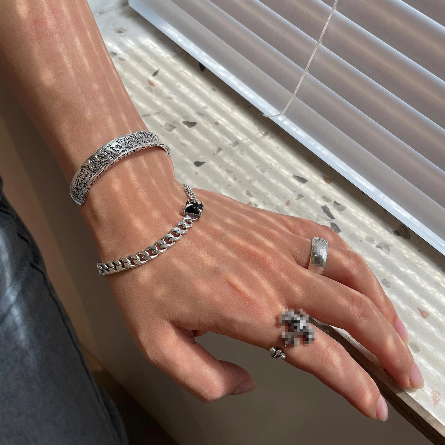Wholesale Couple Graffiti Metal Bracelet