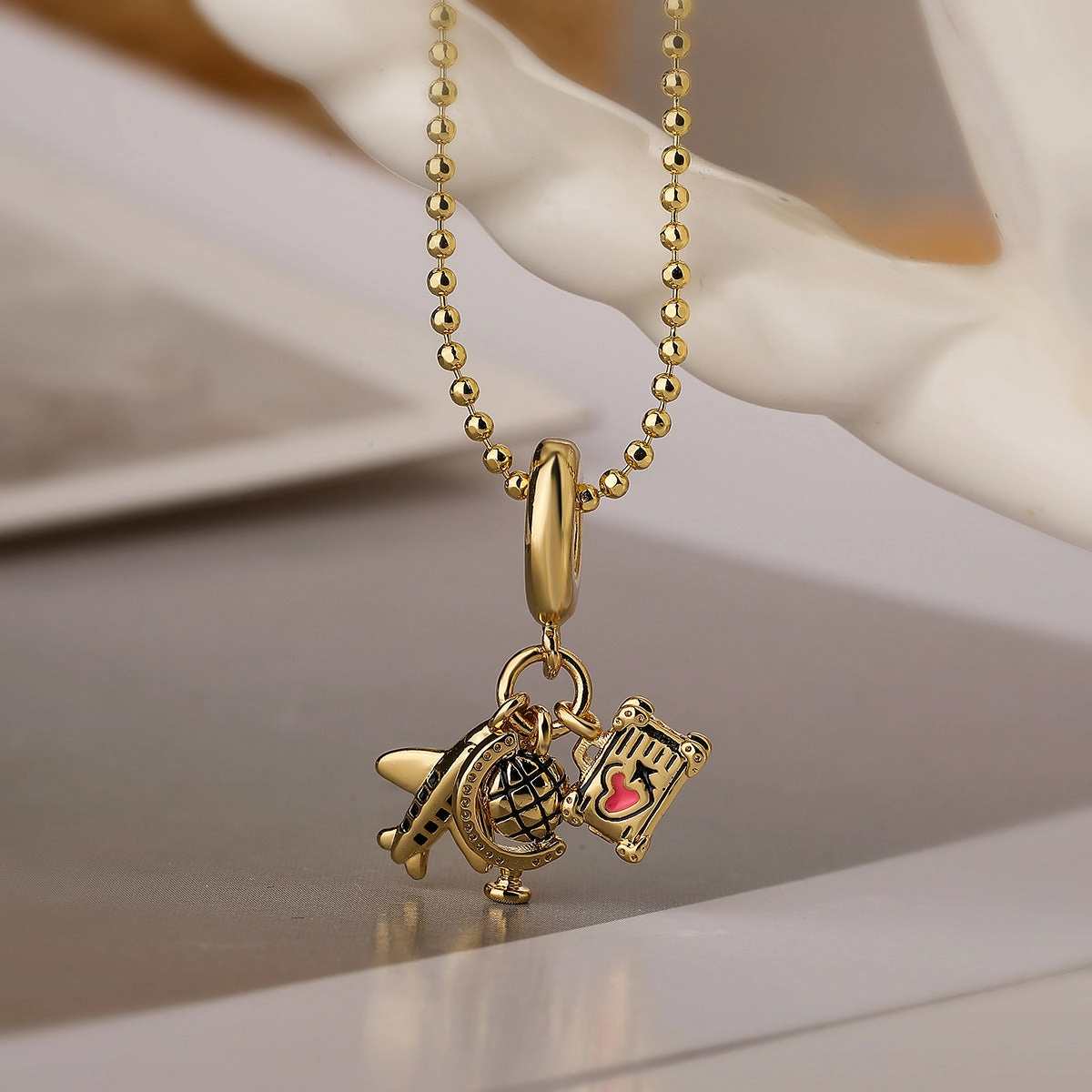 Wholesale Creative Copper Gold Plated Zircon Camera Passport Necklace Clavicle Chain