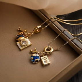 Wholesale Creative Copper Gold Plated Zircon Camera Passport Necklace Clavicle Chain