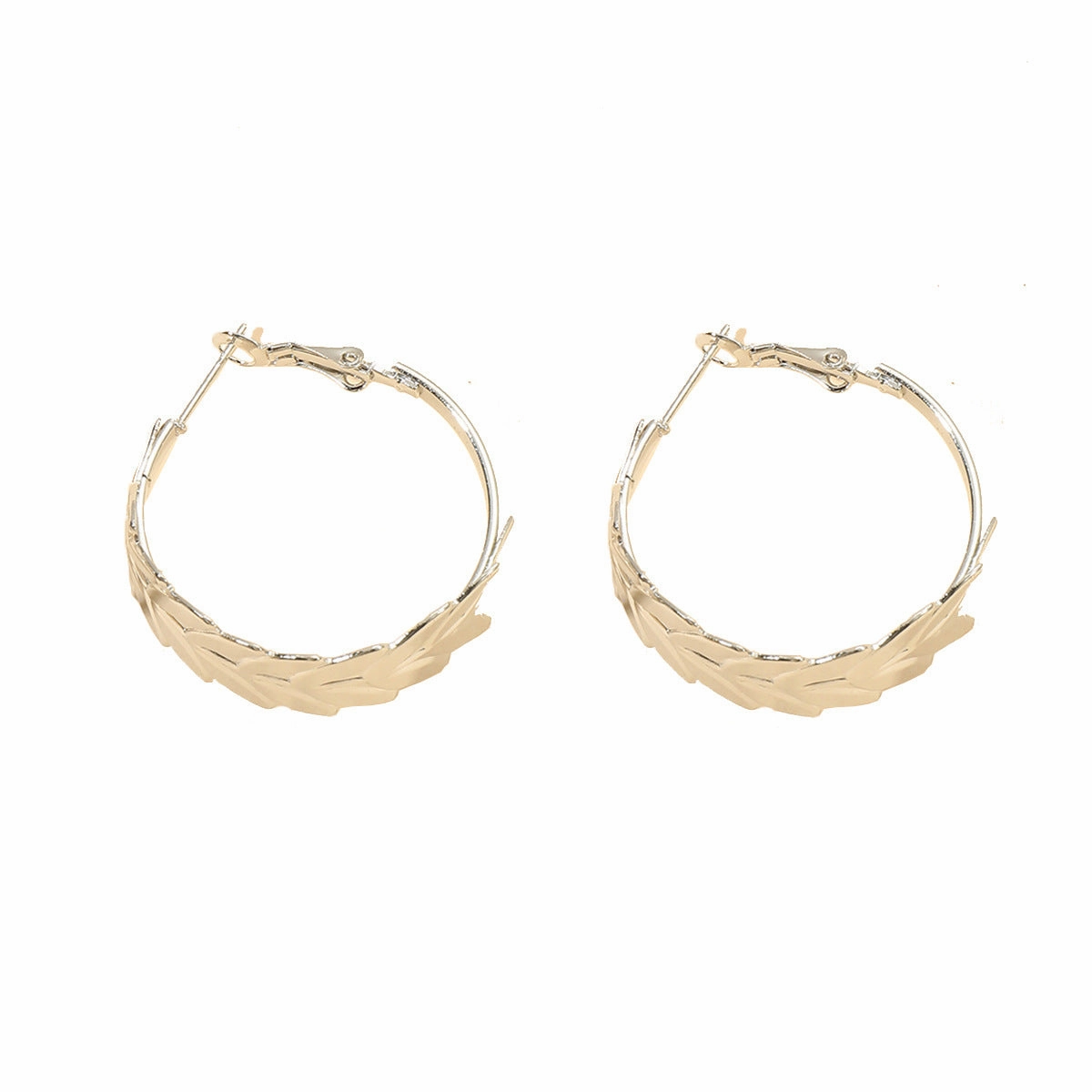 Wholesale Creative Exaggerated Metal Geometric Round Feather Hoop Earrings