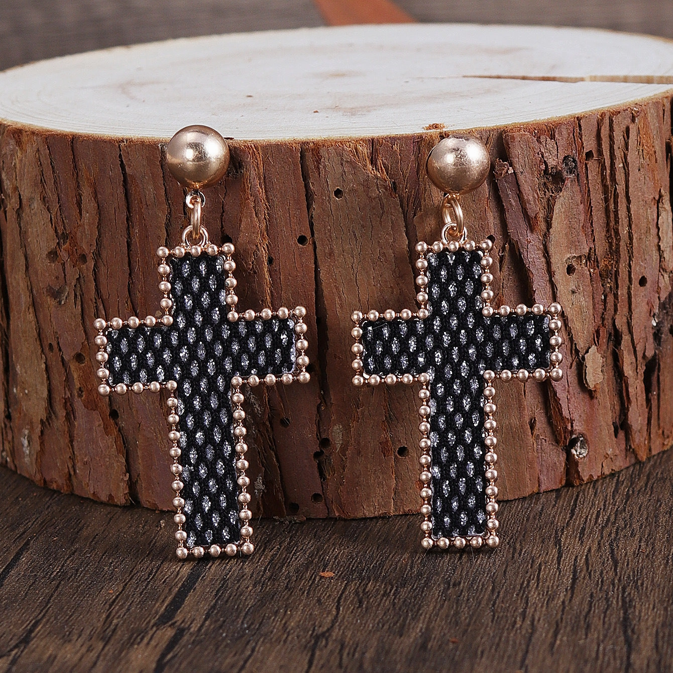 Wholesale Cross Fashion Personality Simple Versatile Earrings