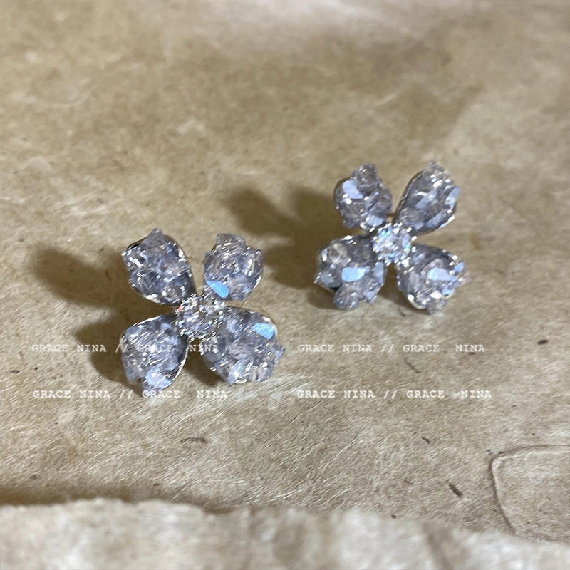 Wholesale Crystal Flower Copper Earrings