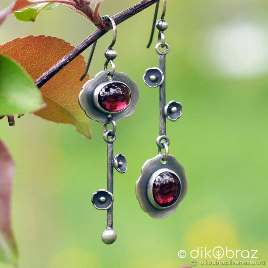 Wholesale Crystal Gemstone Plum Blossom Alloy Earrings