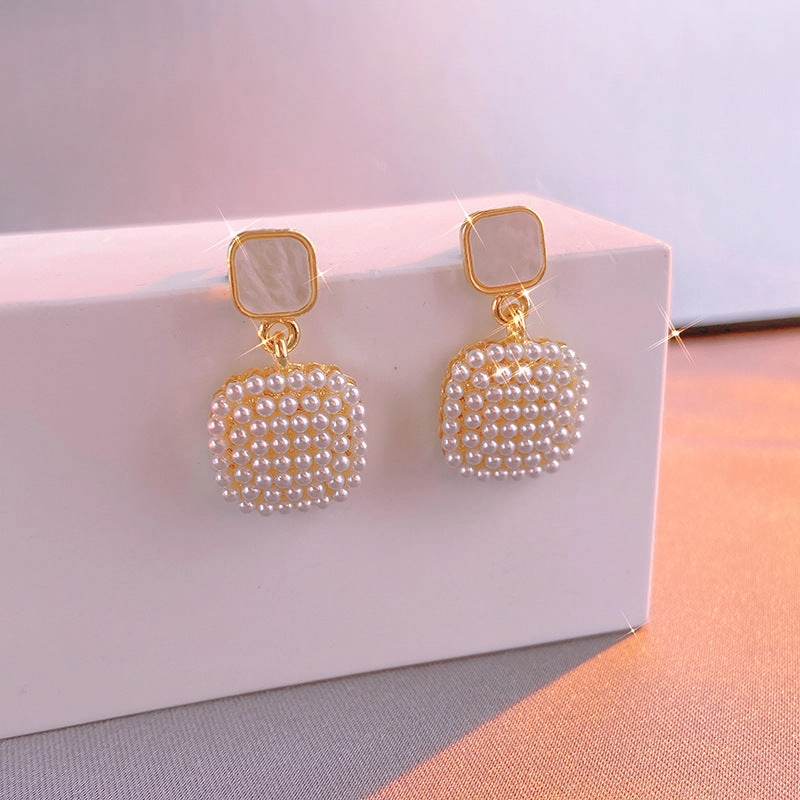Wholesale Cube Pearl Alloy Earrings