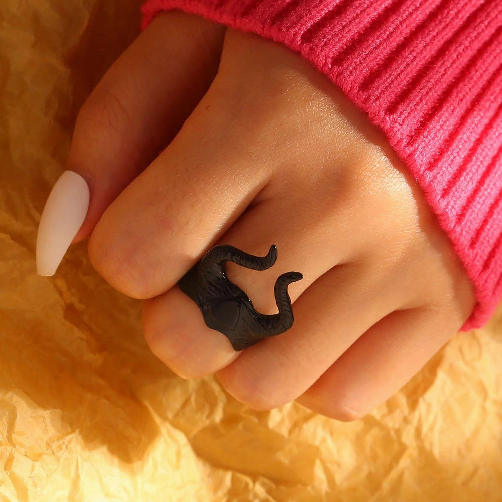 Wholesale Dark Creative Horn Open Ring