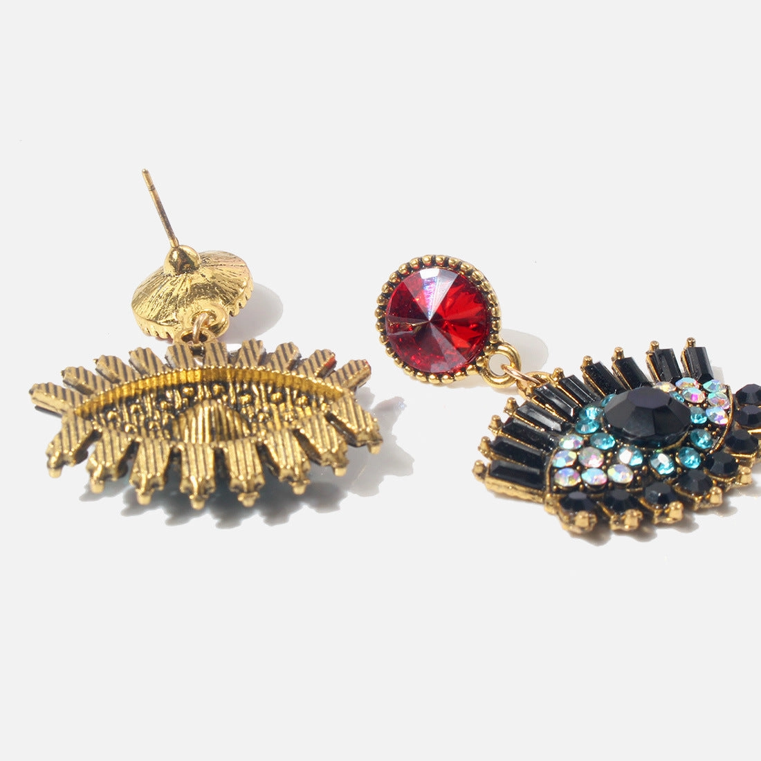 Wholesale Devil Eye Alloy Earrings