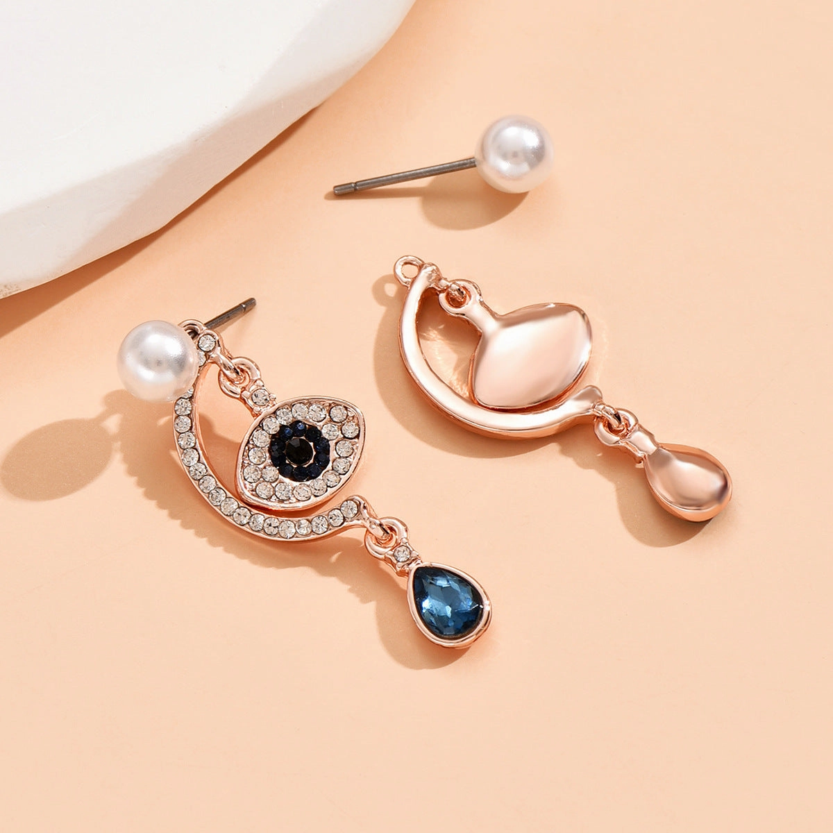 Wholesale Devil Eye Diamond Metal Earrings