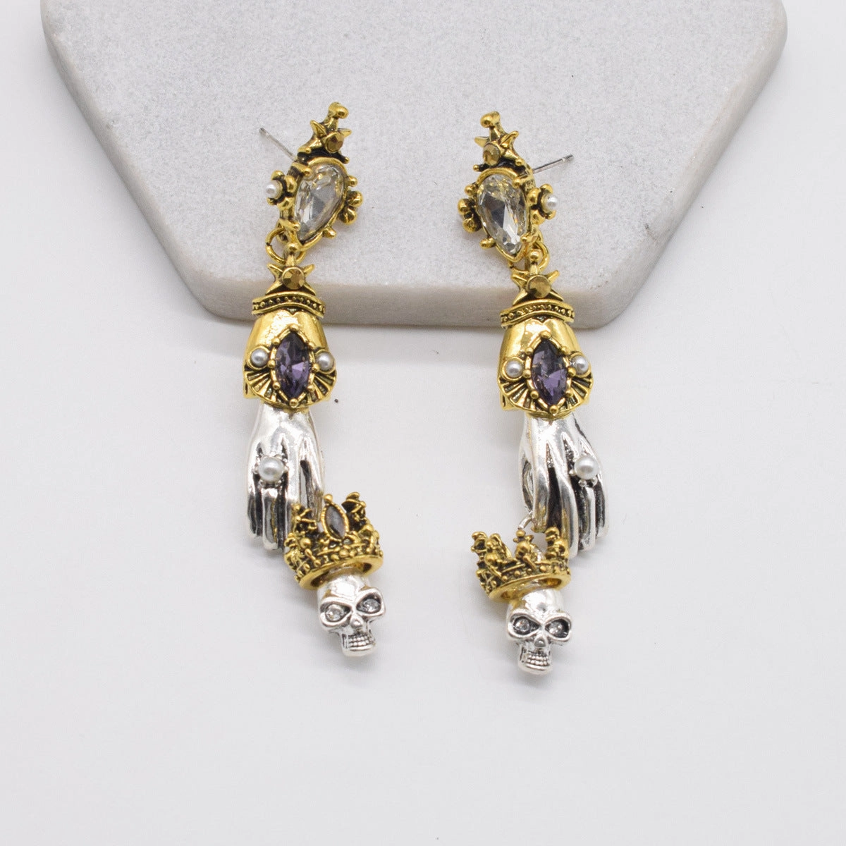 Wholesale Diablo Baroque Crown Skull Metal Earrings