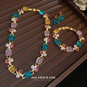 Wholesale Diamond and Pearl Square Buckle Bracelet Necklace and Earrings Set