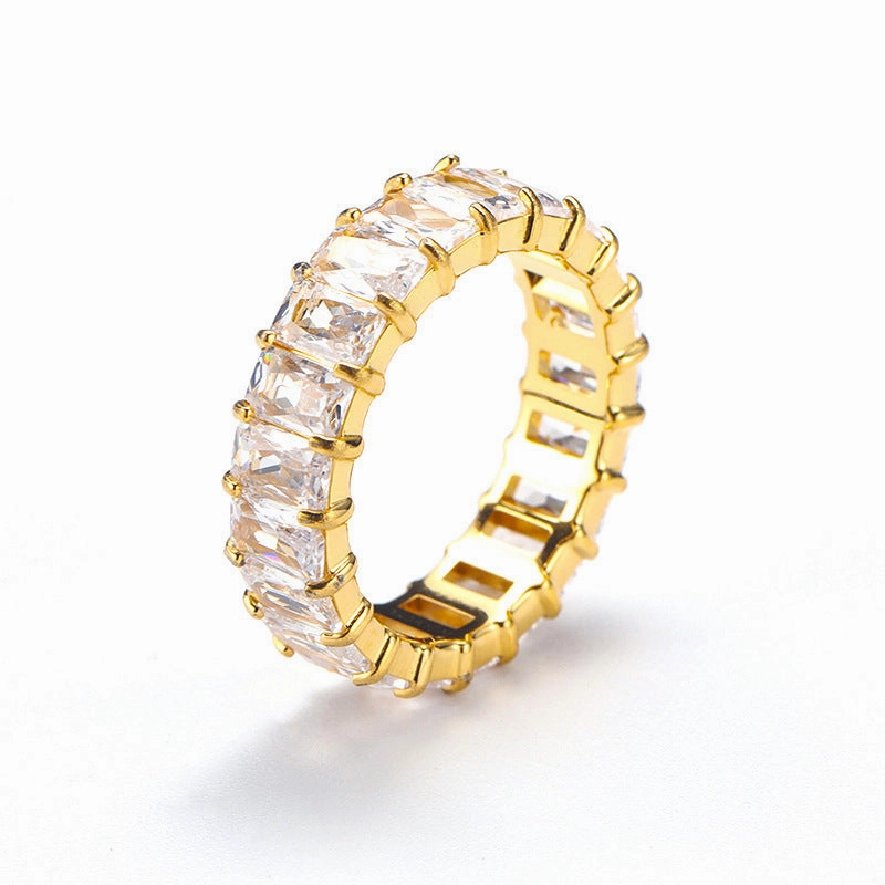 Wholesale Diamond-encrusted Light Luxury Colored Diamond Titanium Steel Womens Rings