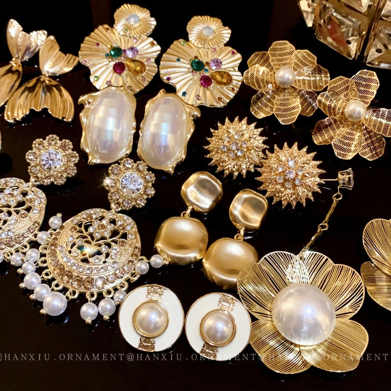 Wholesale Diamond Inlaid Flower Oval Pearl Alloy Earrings