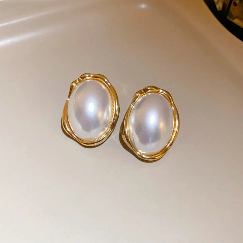 Wholesale Diamond Inlaid Flower Oval Pearl Alloy Earrings