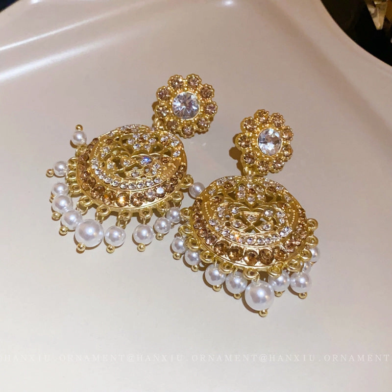 Wholesale Diamond Inlaid Flower Oval Pearl Alloy Earrings