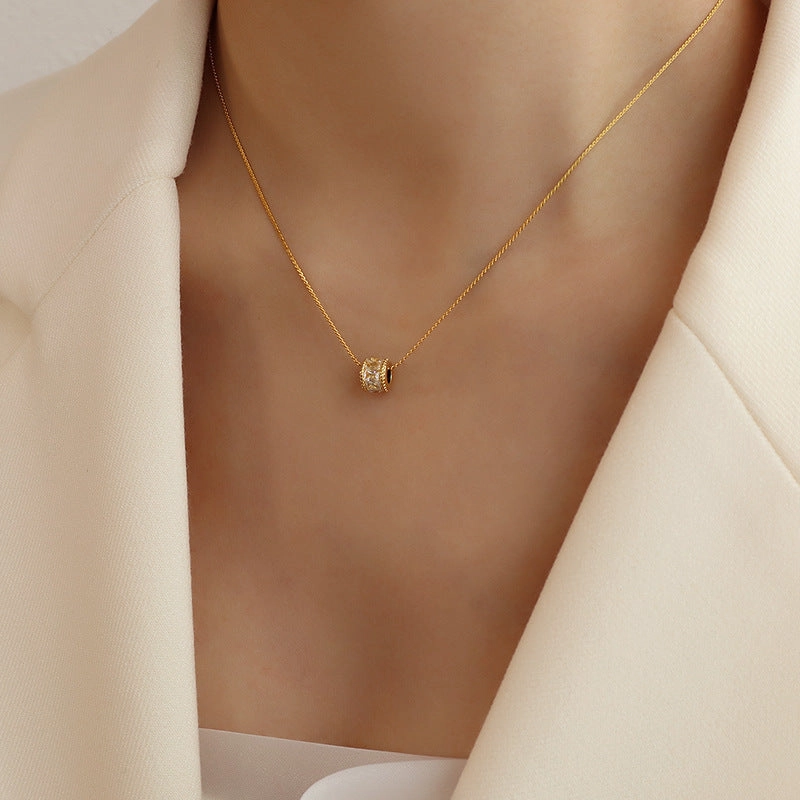 Wholesale diamond inlaid geometric minimalist titanium steel necklaces